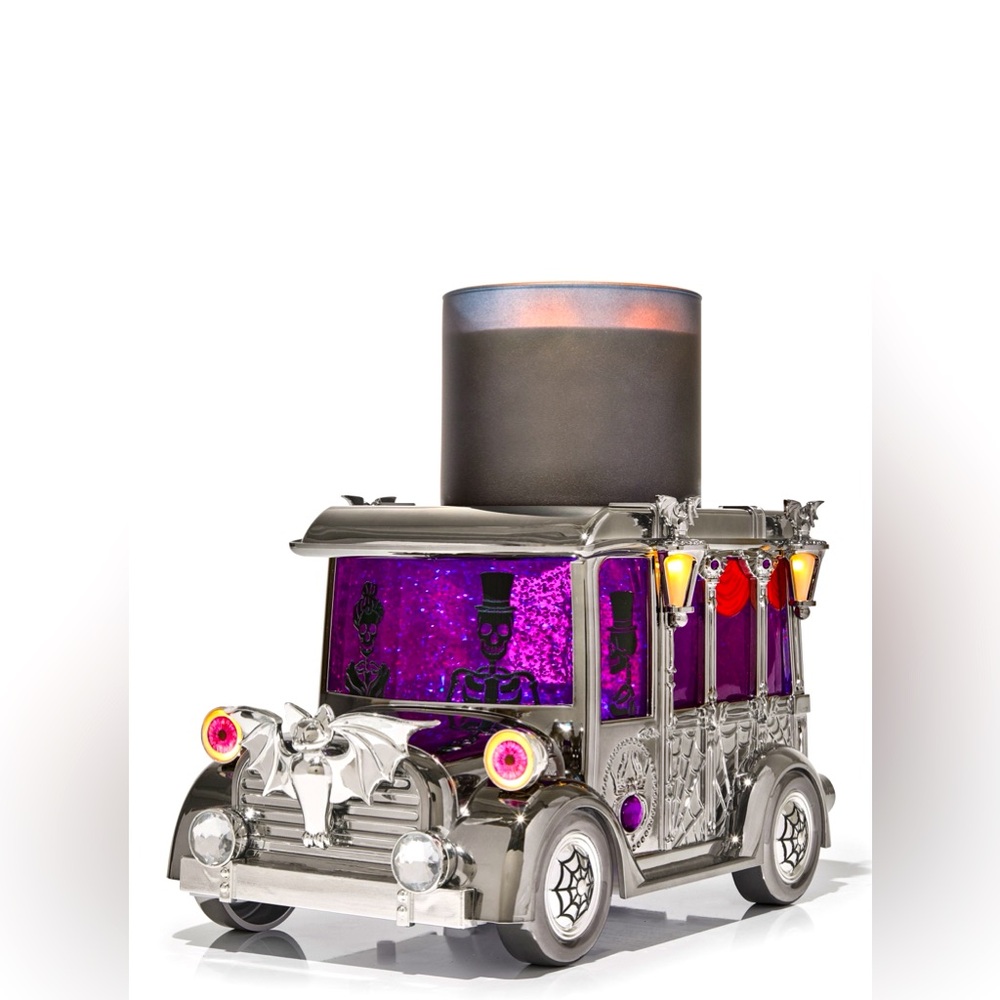Bath and Body Works Light-Up Hearse Waterglobe 3-Wick Candle Holder